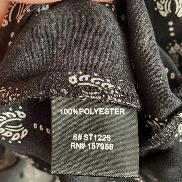 🆕Senlis Moroccan Tile Paisley Clara Ruffle Top S🆕 - Picture 14 of 14